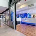 The Rose509: City Centre Stylish Studio Apartment